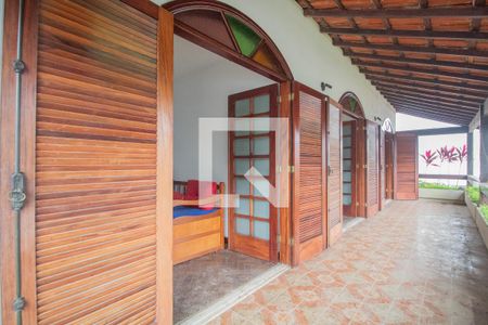 Casa à venda com 500m², 4 quartos e 6 vagasVaranda dos Quartos 1, 2 e 3