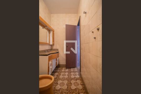 Casa à venda com 500m², 4 quartos e 6 vagasBanheiro 2 