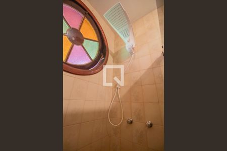 Casa à venda com 500m², 4 quartos e 6 vagasBanheiro 2 