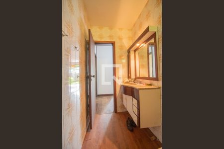 Casa à venda com 500m², 4 quartos e 6 vagasBanheiro 3 