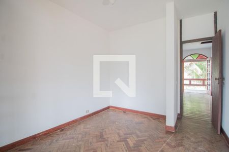 Casa à venda com 500m², 4 quartos e 6 vagasquarto 2 