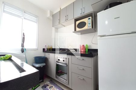 Apartamento à venda com 45m², 2 quartos e 1 vagaCozinha e Área de Serviço