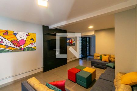 Sala  de casa à venda com 12 quartos, 1200m² em Califórnia, Belo Horizonte