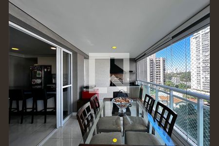 Apartamento à venda com 108m², 3 quartos e 2 vagasVaranda