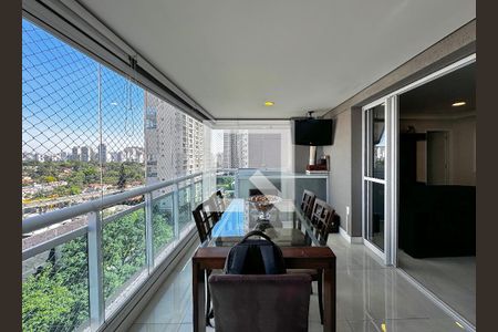 Apartamento à venda com 108m², 3 quartos e 2 vagasVaranda