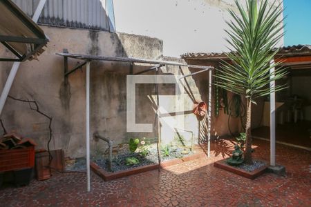 Casa à venda com 180m², 3 quartos e sem vagaQuintal