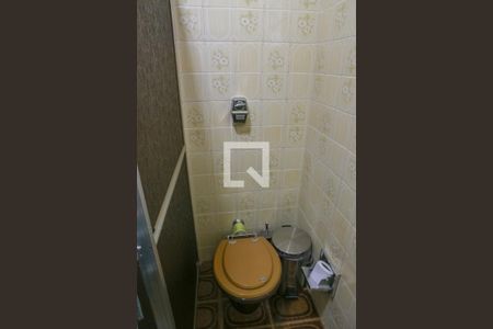 Casa à venda com 180m², 3 quartos e sem vagaBanheiro 2