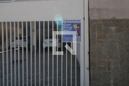 Casa à venda com 350m², 3 quartos e 4 vagasPlaquinha 