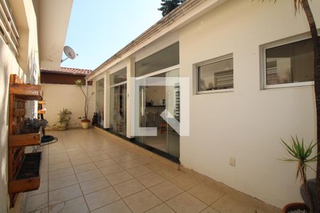 Casa à venda com 350m², 3 quartos e 4 vagasÁrea externa