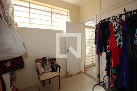 Casa à venda com 350m², 3 quartos e 4 vagasQuarto