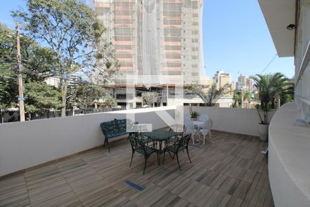 Casa à venda com 350m², 3 quartos e 4 vagasÁrea externa 