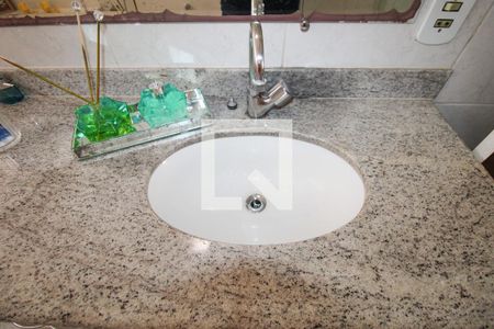 Casa à venda com 350m², 3 quartos e 4 vagasBanheiro