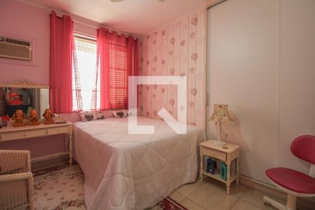 Casa à venda com 350m², 3 quartos e 4 vagasQuarto