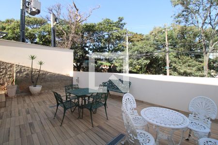 Casa à venda com 350m², 3 quartos e 4 vagasÁrea externa 
