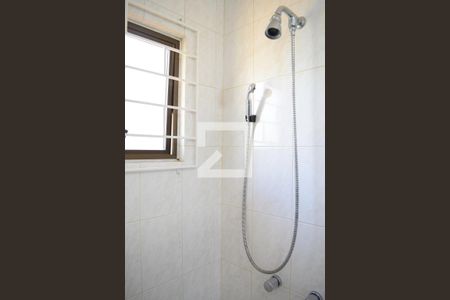 Casa de condomínio para alugar com 140m², 3 quartos e 2 vagasBanheiro 2