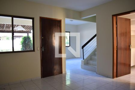 Casa de condomínio para alugar com 140m², 3 quartos e 2 vagasSala de jantar