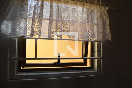 Casa de condomínio para alugar com 140m², 3 quartos e 2 vagasBanheiro 3