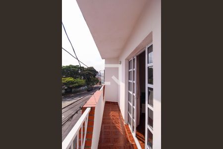 Varanda de casa para alugar com 2 quartos, 110m² em Vila Invernada, São Paulo