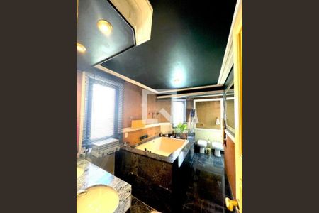 Apartamento à venda com 340m², 4 quartos e 4 vagas