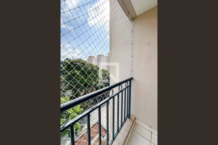 Varanda de apartamento para alugar com 3 quartos, 57m² em Vila Roque, São Paulo