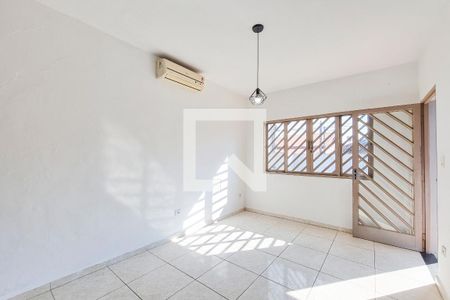 Sala de casa para alugar com 3 quartos, 140m² em Bosque dos Eucaliptos, São José dos Campos