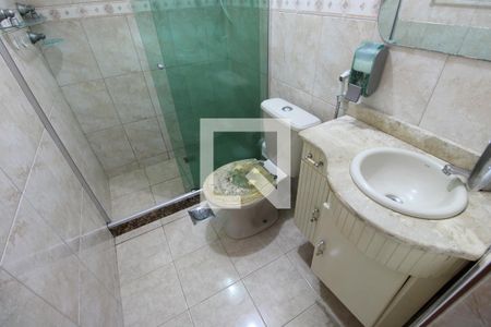 Apartamento para alugar com 75m², 3 quartos e sem vagaBanheiro