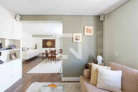 Sala de apartamento à venda com 2 quartos, 130m² em Cerqueira César, São Paulo