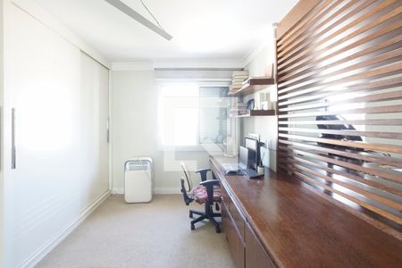 Apartamento à venda com 130m², 2 quartos e 2 vagasEscritório