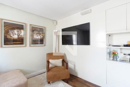 Sala de apartamento à venda com 2 quartos, 130m² em Cerqueira César, São Paulo