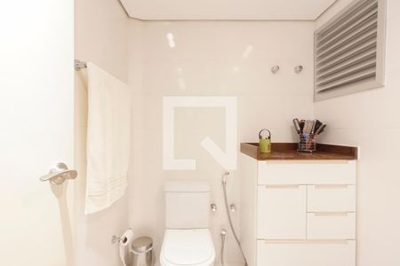 Apartamento à venda com 130m², 2 quartos e 2 vagasBanheiro Suíte