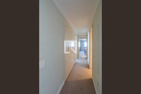 Apartamento à venda com 130m², 2 quartos e 2 vagasCorredor