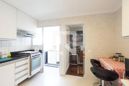 Apartamento à venda com 130m², 2 quartos e 2 vagasCozinha