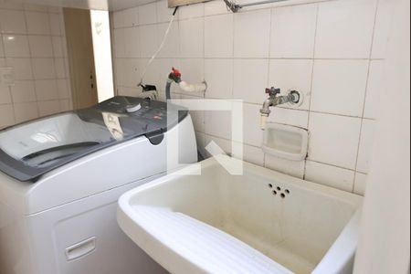 Apartamento à venda com 127m², 3 quartos e 1 vagaÁrea de Serviço