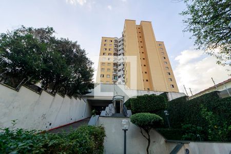 Apartamento para alugar com 56m², 2 quartos e 1 vaga Apartamento para alugar com 56m², 2 quartos e 1 vagaFachada