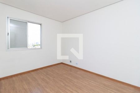 Quarto 1 de apartamento para alugar com 2 quartos, 56m² em Jardim São Luís, São Paulo