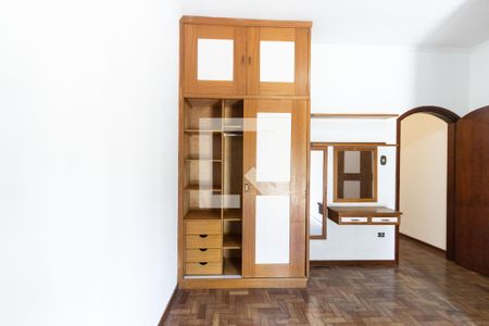 Casa à venda com 147m², 3 quartos e 2 vagasQuarto