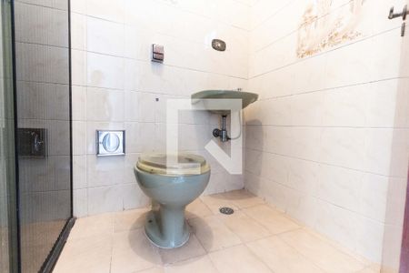 Casa à venda com 147m², 3 quartos e 2 vagasQuarto Banheiro