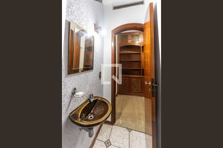 Casa à venda com 147m², 3 quartos e 2 vagasLavabo