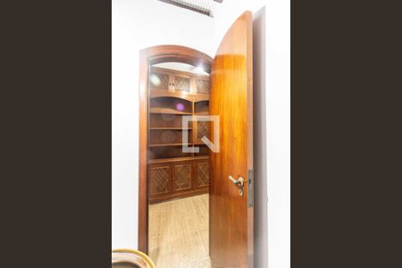 Casa à venda com 147m², 3 quartos e 2 vagasLavabo