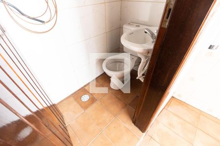 Casa à venda com 147m², 3 quartos e 2 vagasBanheiro de Serviço