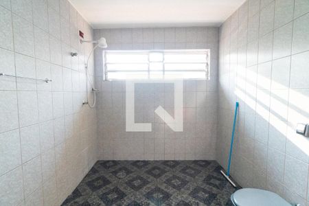 Casa à venda com 183m², 4 quartos e 2 vagasBanheiro 1 Detalhe
