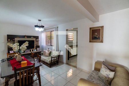 Sala de casa à venda com 4 quartos, 183m² em Vila Guarani (zona Sul), São Paulo