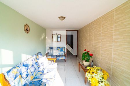 Casa à venda com 183m², 4 quartos e 2 vagasHall de entrada