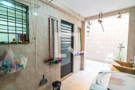 Casa à venda com 183m², 4 quartos e 2 vagasLavanderia