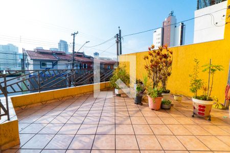 Casa à venda com 183m², 4 quartos e 2 vagasVaranda