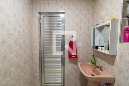 Casa à venda com 183m², 4 quartos e 2 vagasBanheiro 2