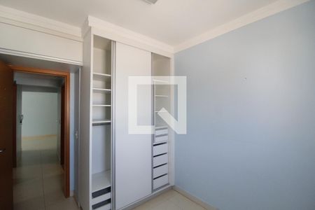 Quarto 2 de apartamento para alugar com 4 quartos, 140m² em Tubalina, Uberlândia