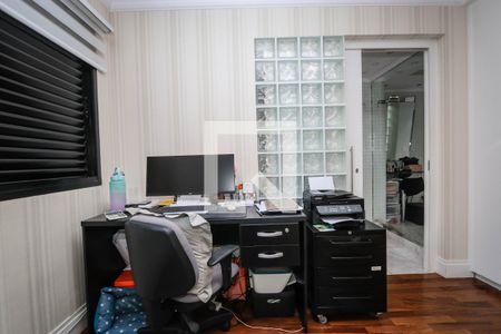 Apartamento à venda com 184m², 4 quartos e 3 vagasSuite 2