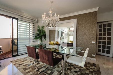 Sala de apartamento à venda com 4 quartos, 184m² em Vila Suzana, São Paulo