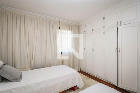 Apartamento à venda com 184m², 4 quartos e 3 vagasSuite 3